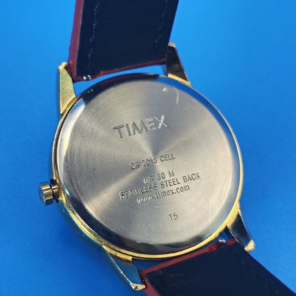 Vintage 2007 Timex Date 35mm Men's Quartz Watch Leather Strap Deployment Clasp - Picture 5 of 10